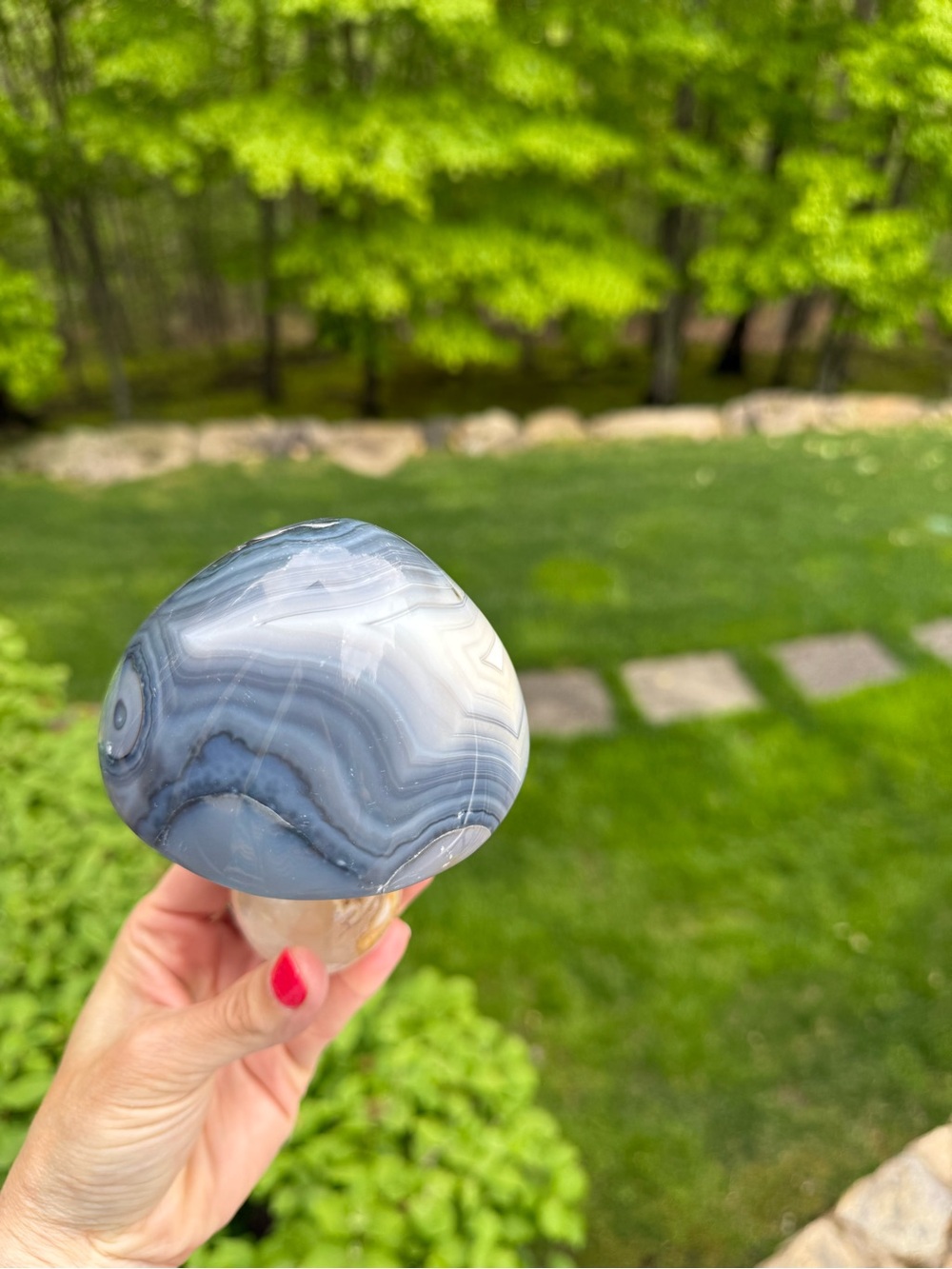 Natural Gray Agate Mushroom Natural Decor - Picture 4 of 6